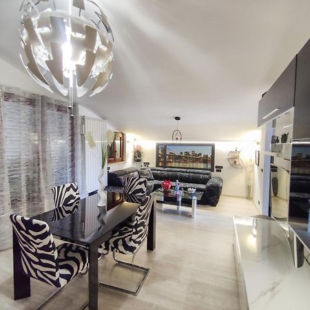Andrew Home Villa Rosa Di Martinsicuro Bagian luar foto