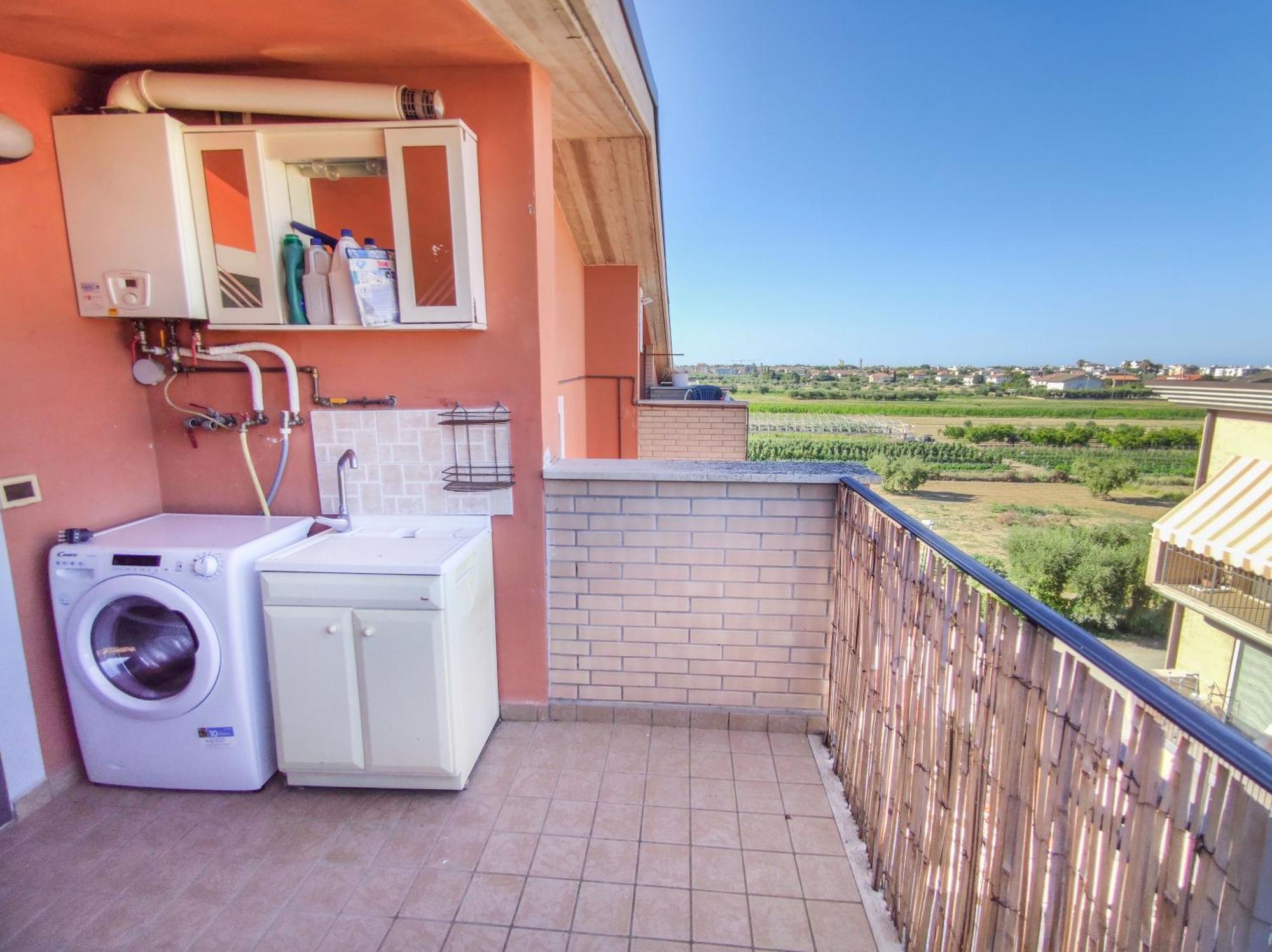 Andrew Home Villa Rosa Di Martinsicuro Bagian luar foto
